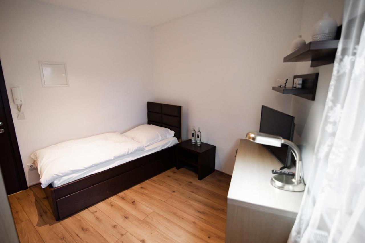 Main Appartments Frankfurt Airport Kelsterbach Dış mekan fotoğraf