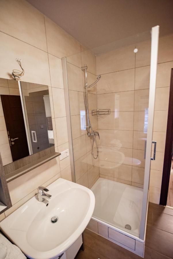 Main Appartments Frankfurt Airport Kelsterbach Dış mekan fotoğraf